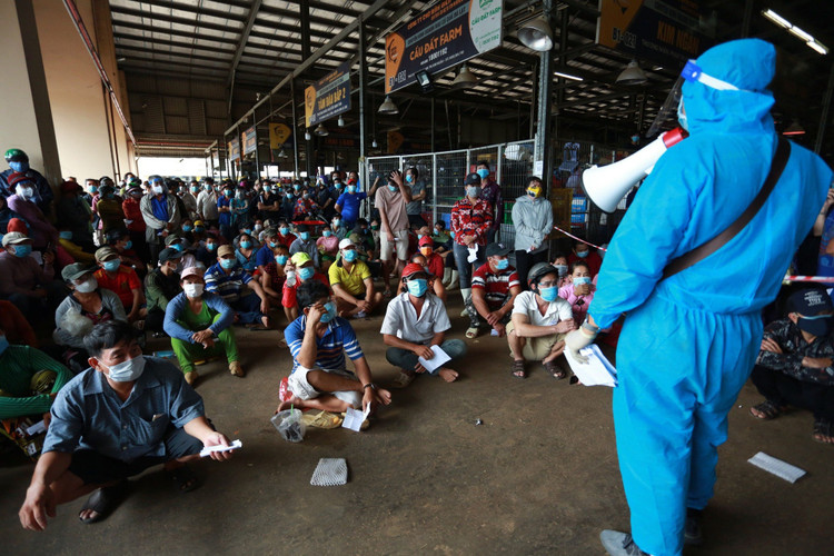 3, 7 trieu nguoi bi anh huong vi dich Covid-19 anh 1