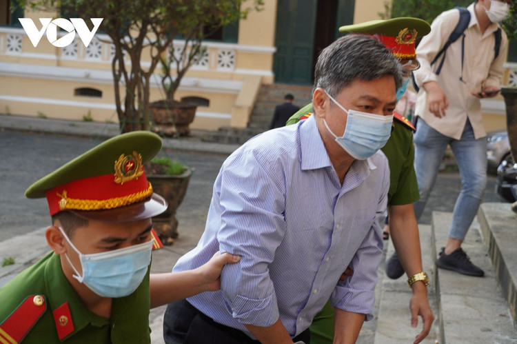 Xét xử cựu Phó Chủ tịch UBND TPHCM Nguyễn Thành Tài ảnh 4