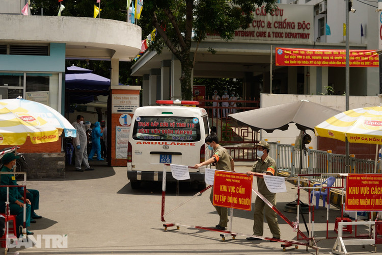 Hai nhân viên Bệnh viện quận Tân Phú dương tính với SARS-CoV-2 - 2