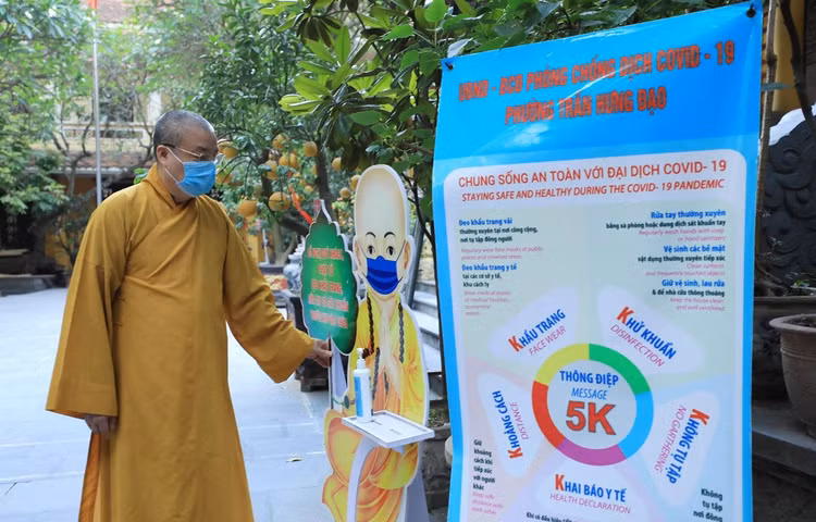 Thông điệp 5K tại Chùa Quán Sứ, Hà Nội. (Ảnh minh họa: Minh Đức/TTXVN)