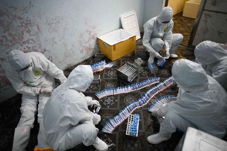 Chinh phu truc chien dip Tet de chong dich Covid-19 anh 7