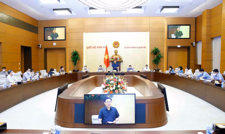 ap dung 4 quy dinh khac luat trong chong dich anh 1