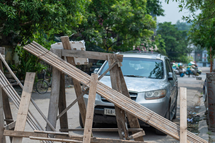 Rac thai bua vay nhieu tuyen pho o Ha Long anh 5