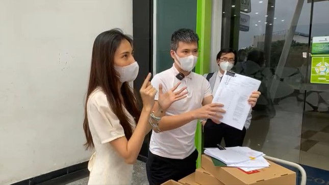 Thủy Tiên-Công Vinh sao kê từ thiện, 18 nghìn trang giấy có đủ minh bạch? ảnh 1