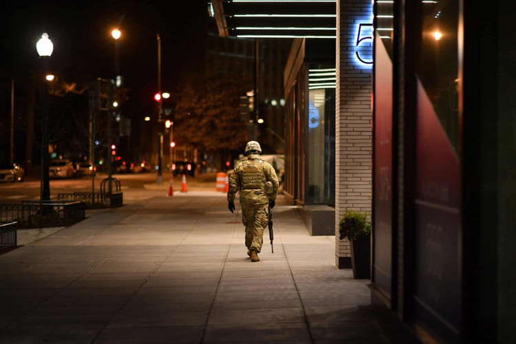 Tong thong Trump roi Nha Trang anh 19