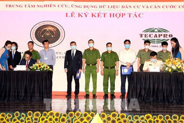 Thành lập Trung tâm Nghiên cứu, ứng dụng dữ liệu dân cư, căn cước công dân ảnh 1