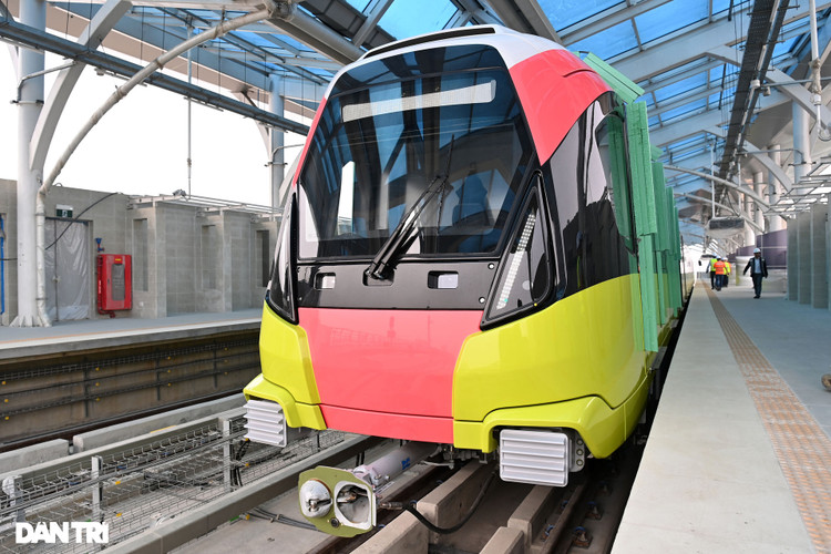 Ngỡ ngàng hình ảnh tàu đường sắt Nhổn - ga Hà Nội lăn bánh - 13