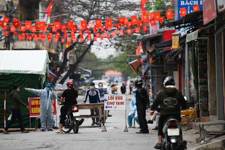 dich Covid-19 bung phat tai Hai Duong anh 1