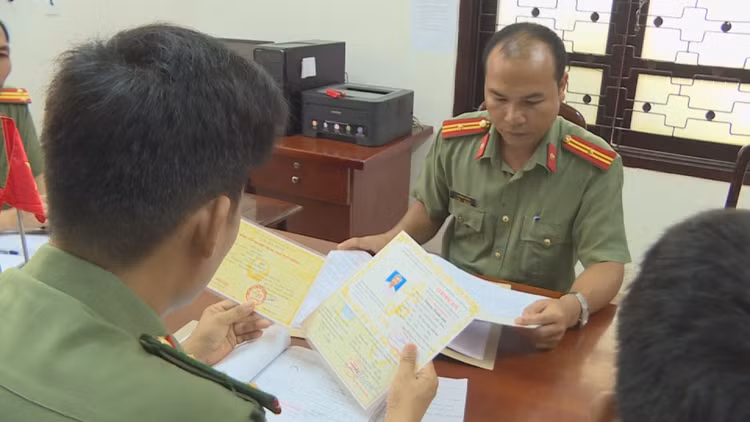 33 người làm việc tại cơ quan nhà nước bị phát hiện dùng bằng giả - 1