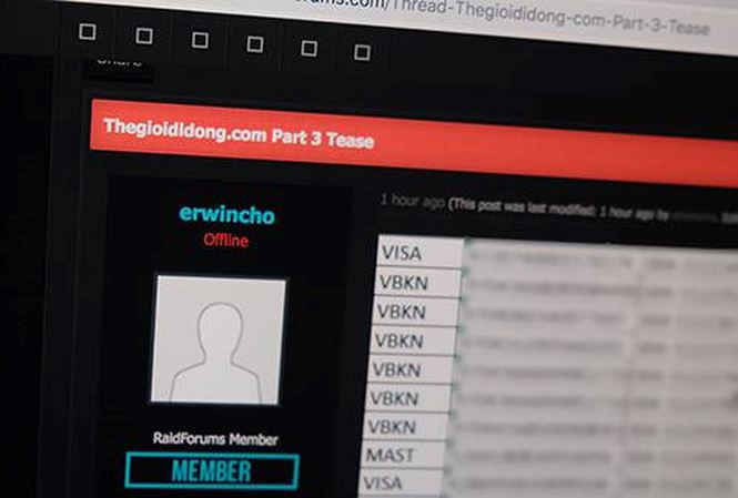 Thông tin thẻ tín dụng của khách hàng được cho là từ Thế Giới Di Động được chia sẻ tối 7/11 trên RaidForums.
