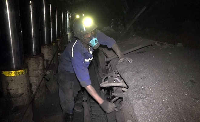 Xuống lòng đất cùng thợ mỏ ảnh 6 thợ mỏ