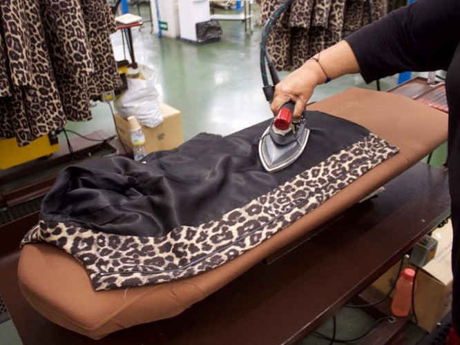 Anh doc ben trong nha may san xuat lon nhat cua Zara-Hinh-16