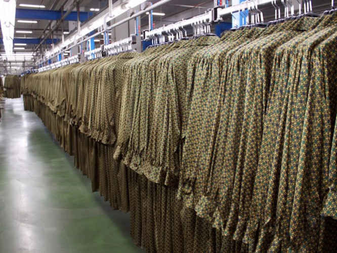 Anh doc ben trong nha may san xuat lon nhat cua Zara-Hinh-13