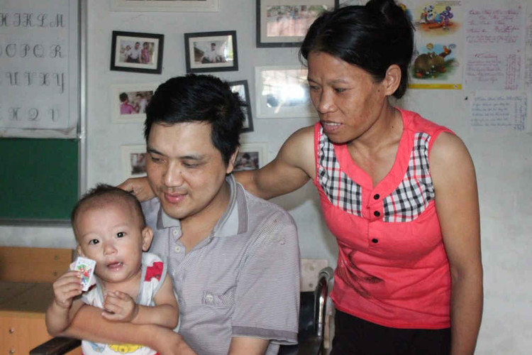 thầy giáo viết bằng miệng