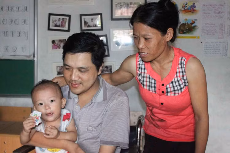 thầy giáo viết bằng miệng