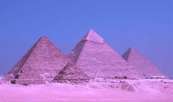 Tuyen bo cuc soc ve cach xay kim tu thap Ai Cap