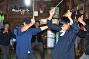 Nghi lễ uống nước sôi của người Dao ở Hà Giang ảnh 6