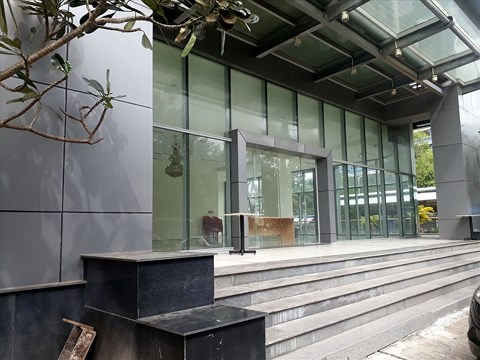 Một số hàng mục đã xuống cấp. Ảnh: Nhật Hồ