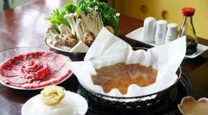 Những món lẩu độc lạ gây “sốt” mùa đông ảnh 1