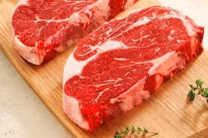 Không mua thịt lợn màu đỏ sẫm ảnh 2