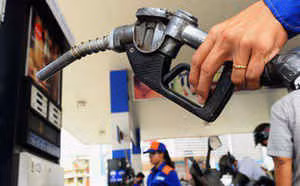 DN kinh doanh xăng dầu nợ thuế bảo vệ môi trường gần... 500 tỷ đồng ảnh 1