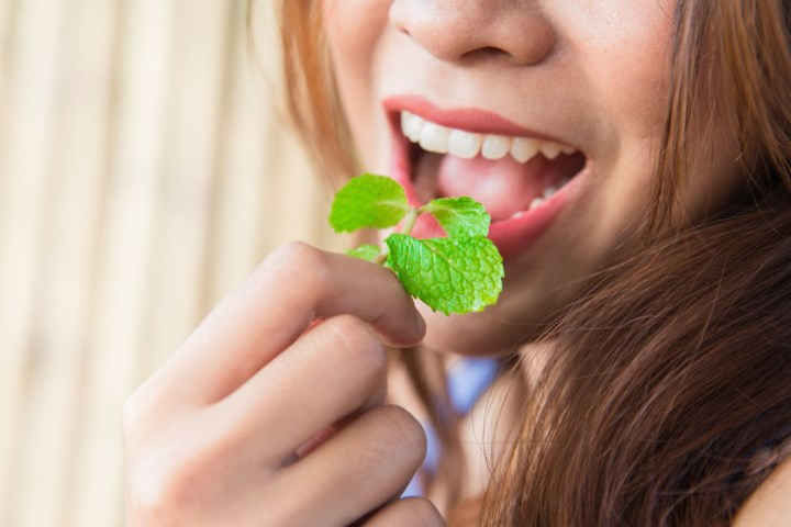 11 cach giup ban diu con dau do moc rang khon hinh 9