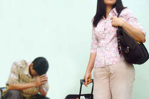 vợ bỏ đi chưa về