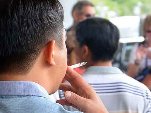 Biến chứng nghiêm trọng khi người bệnh tiểu đường hút thuốc ảnh 1