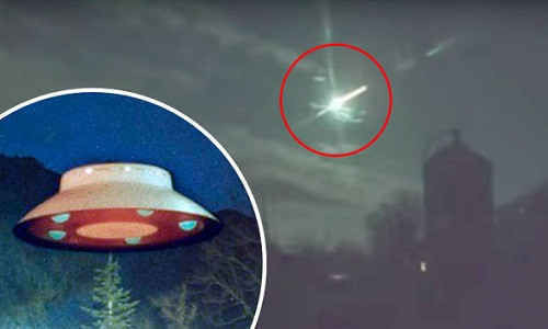 Vật thể bí ẩn soi sáng bầu trời đêm ở Nga ảnh 1