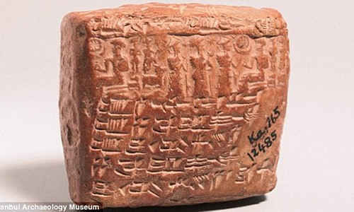 Sửng sốt hợp đồng hôn nhân 4.000 năm tuổi ảnh 1