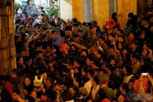 Thắp lên sự tử tế, nhưng ai sẽ là người “giữ lửa”? ảnh 2