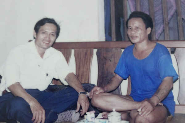 Khoái “đù” và một người bạn năm 1991