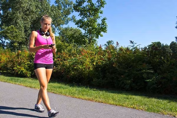 Đi bộ đúng cách giúp tăng cường sức khỏe