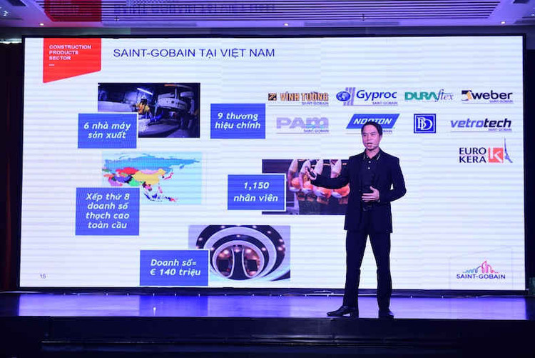 Ông Trần Đức Huy – Tổng Giám Đốc Saint-Gobain Việt Nam chia sẻ về Ứng dụng 3S tại Họp báo.