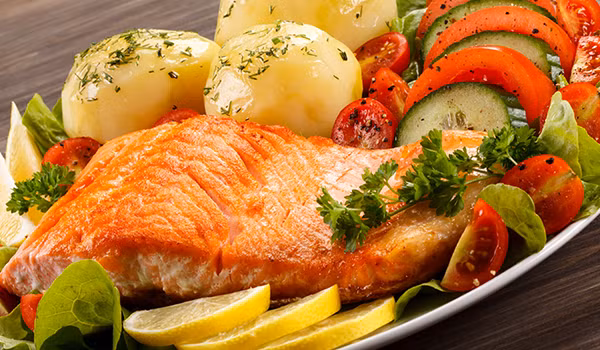 Thịt nạc cá rất tốt cho sức khoẻ, nhất là tuổi 50.