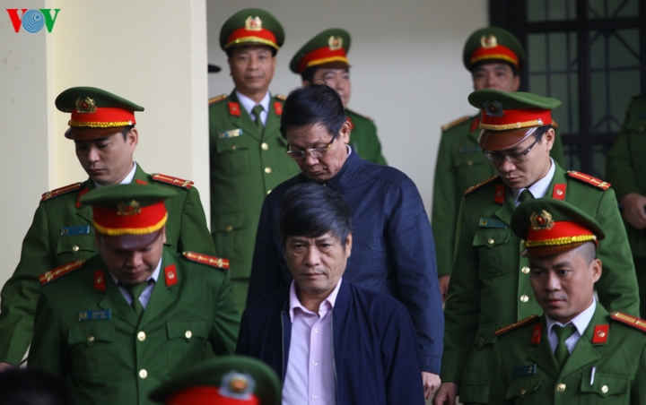 tuyen an ong phan van vinh va 91 dong pham hinh 4