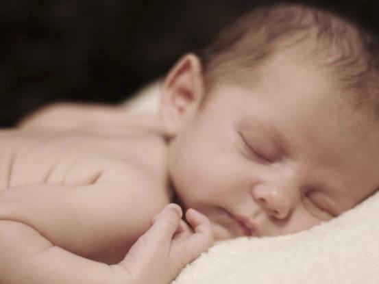 Sóng điện thoại ảnh hưởng tới trẻ sơ sinh như thế nào? ảnh 1