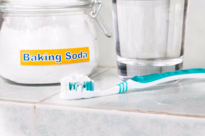 11 cách giúp bạn dịu cơn đau do mọc răng khôn hình 2 11 cach giup ban diu con dau do moc rang khon hinh 2