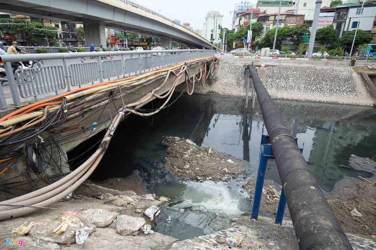 Song To Lich lai den kit sau it ngay nuoc doi mau la lam hinh anh 3 