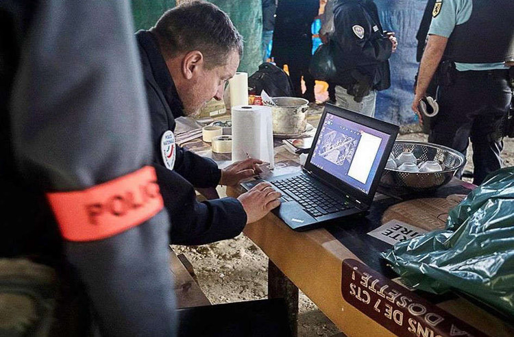 Duong day buon nguoi toi Anh qua diem nong o Phap hinh anh 6 