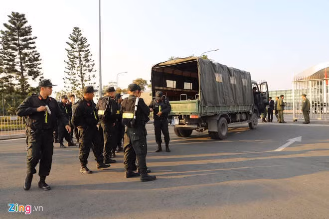 May bay dua nha vo dich SEA Games ha canh xuong Noi Bai hinh anh 32 