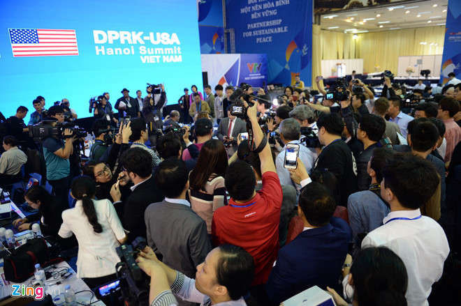 Tong thong Trump hop bao sau cuoc hop voi Chu tich Kim hinh anh 6