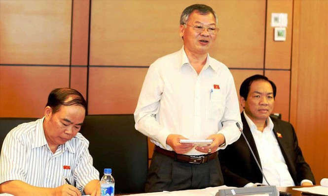 Quanh vụ kỷ luật cán bộ ở Đồng Nai: Sai phạm nghiêm trọng, thăng chức cao hơn - ảnh 1