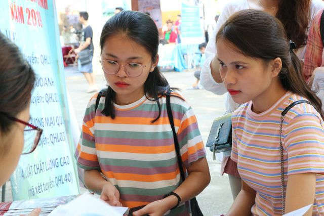 Hầu hết thí sinh đổi nguyện vọng xét tuyển đại học sau khi biết điểm thi - 2