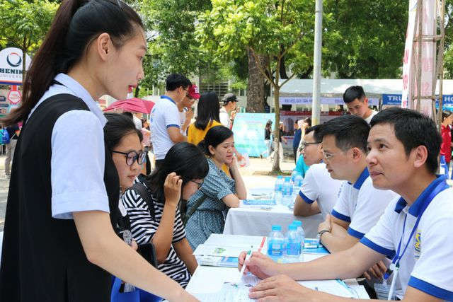 Hầu hết thí sinh đổi nguyện vọng xét tuyển đại học sau khi biết điểm thi - 5