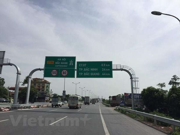 Bac de xuat cam xe may luu thong tren tuyen duong Ha Noi-Bac Giang hinh anh 1