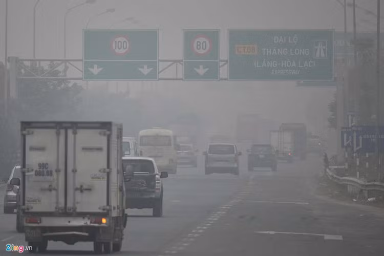 O nhiem khong khi tang cao, cac nga duong Ha Noi mit mo hinh anh 8 mo_suong_zing_(3).jpg