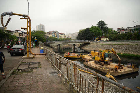 Gioi khoa hoc nghi ngo cong nghe lam sach song To Lich cua Nhat Ban hinh anh 5 