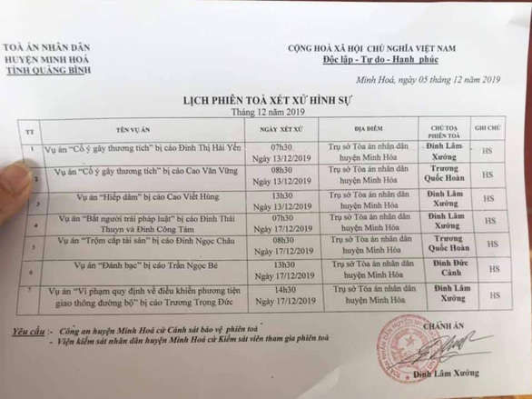 Chánh án mây mưa với nữ kế toán tại phòng làm việc sẽ xử vụ hiếp dâm