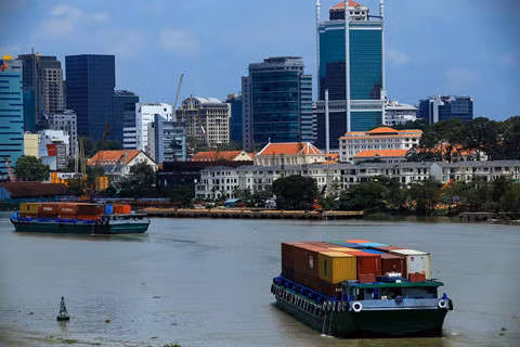 Can canh cau tau Ba Son sap xuong song Sai Gon hinh anh 8 